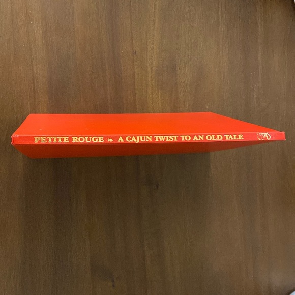 SIGNED Petite Rouge: A Cajun Twist to an Old Tale by Sheila Hébert Collins, 1994 - Picture 1 of 9